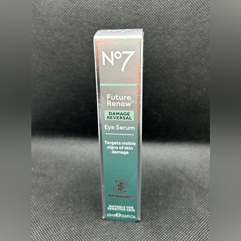 No7 Future Renew Damage Reversal Eye Serum 0.5 Fl Oz NEW